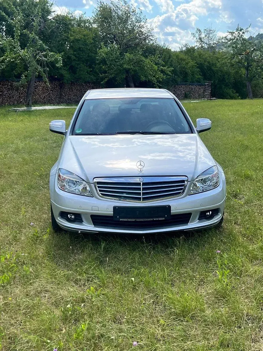 Gebraucht Mercedes C220 Classic 170 PS (125 kW) 2008 Silber Limousine