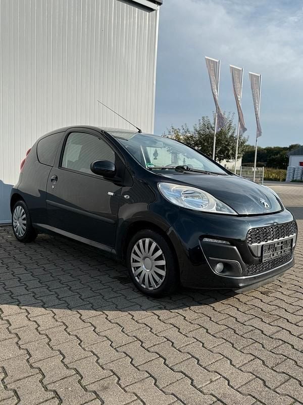 Schwarz Gebraucht 2014 Peugeot 107 Style Kleinwagen | 2.580 € (Guter Preis) - Bild 1/4