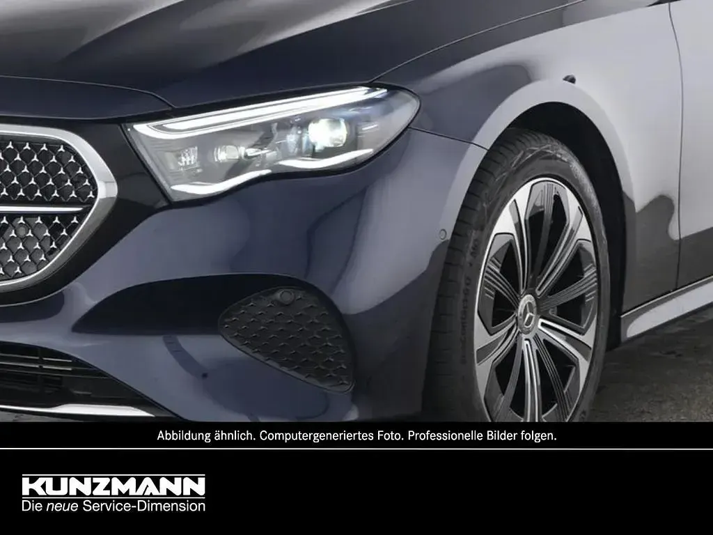 Gebraucht Mercedes E300 Avantgarde 313 PS (230 kW) 2025 Blau Limousine