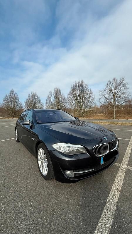 Gebraucht BMW 530 Shadowline 245 PS (180 kW) 2010 Grau Kombi