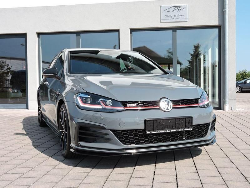 Pure grey Gebraucht 2020 VW Golf VII GTI Limousine | 29.990 € (Etwas zu teuer) - Bild 1/4