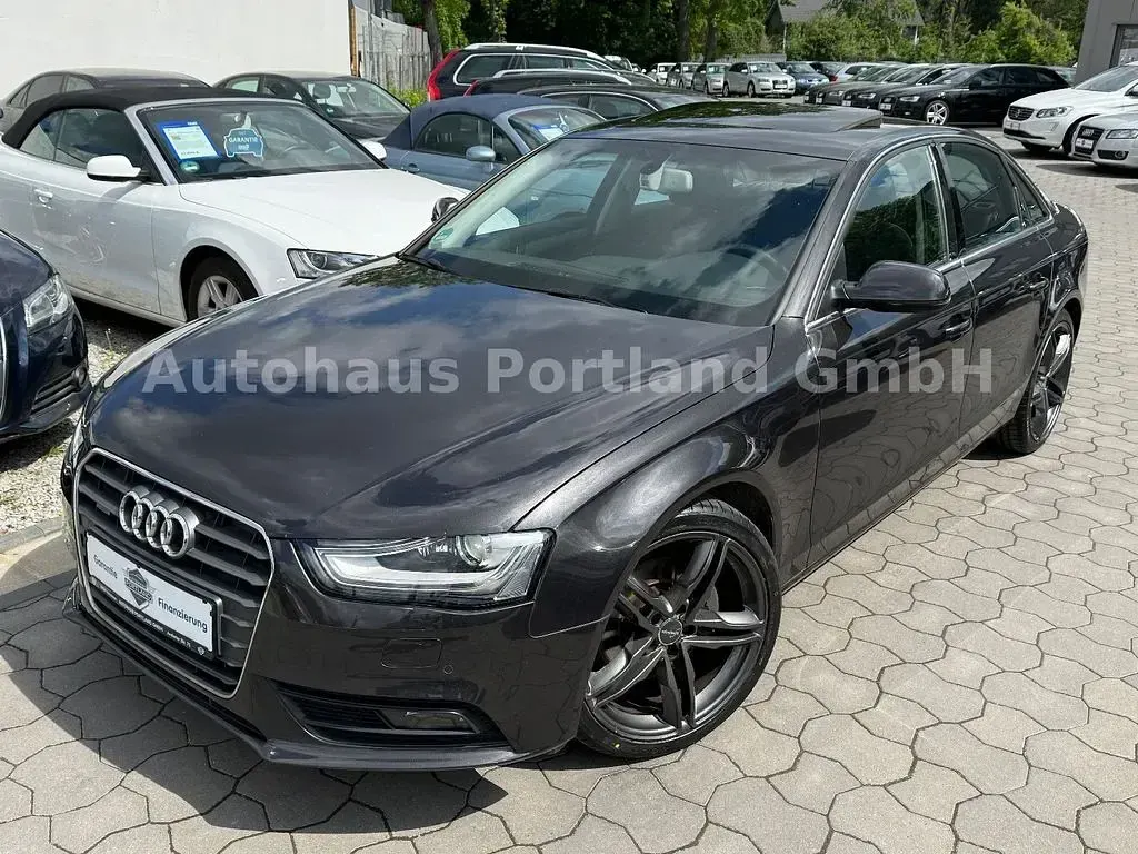 Gebraucht Audi A4 Ambition 224 PS (164 kW) 2013 Grau Limousine