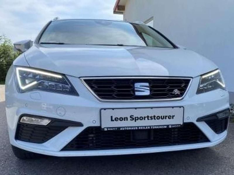 Gebraucht Seat Leon 190 PS (139 kW) 2022 Weiß Kombi