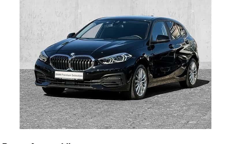 Schwarz Gebraucht 2022 BMW 118 Advantage Kleinwagen | 19.490 € (Guter Preis) - Bild 1/4