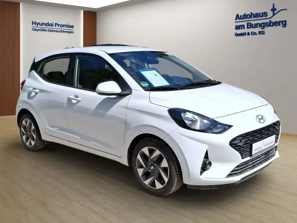 Gebraucht Hyundai i10 Trend 63 PS (46 kW) 2025 Weiß Kleinwagen