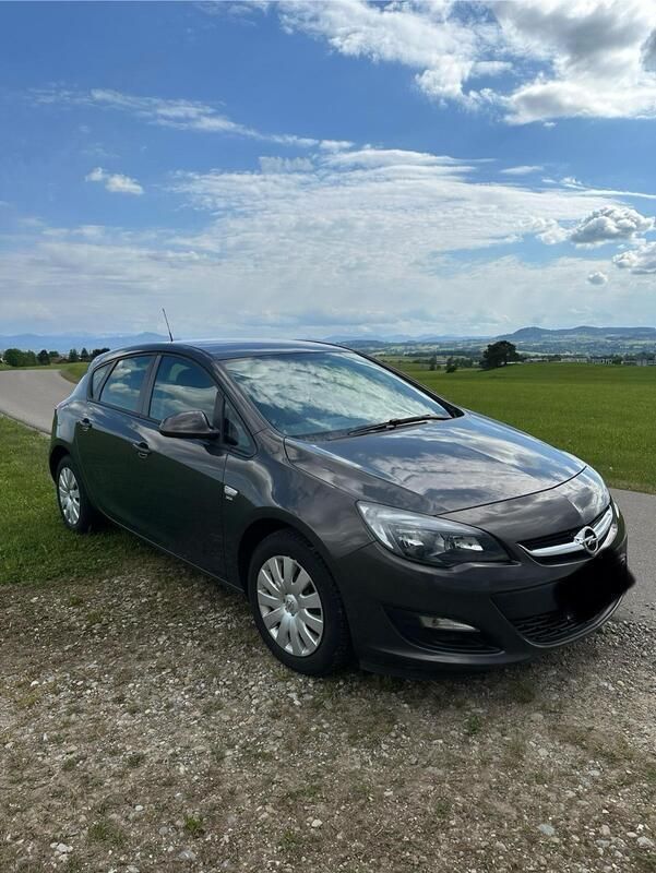 Grau Gebraucht 2012 Opel Astra Eco Kleinwagen | 6.499 € (Fairer Preis) - Bild 1/4