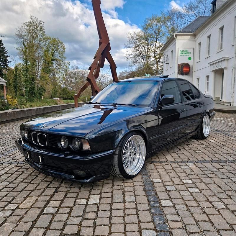 Gebraucht BMW 535 245 PS (180 kW) 1988 Schwarz Limousine