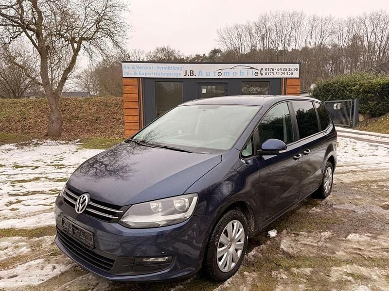 Gebraucht VW Sharan Trendline 140 PS (102 kW) 2012 Blau Van / Kleinbus