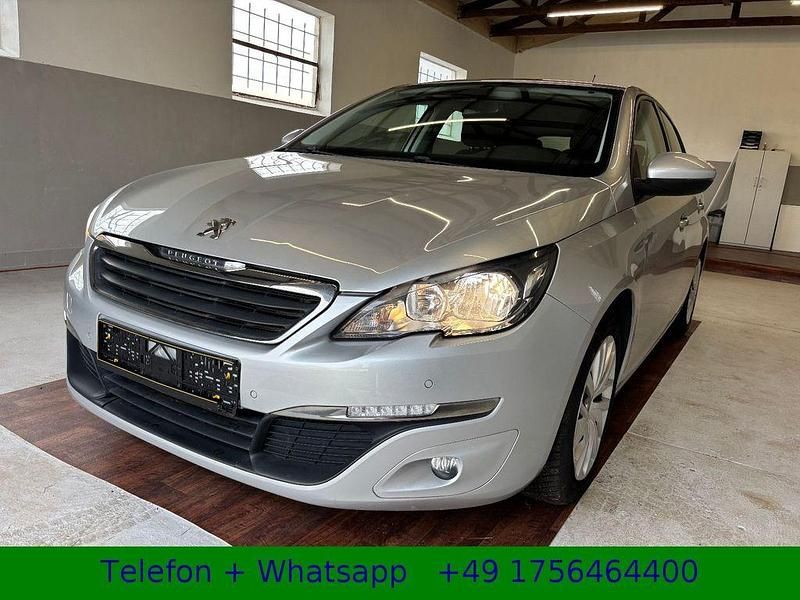 Silber Gebraucht 2014 Peugeot 308 Active Limousine | 3.790 € (Guter Preis) - Bild 1/4
