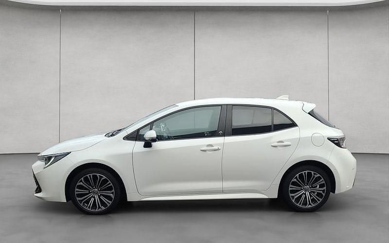 Gebraucht Toyota Corolla Team 116 PS (85 kW) 2021 Weiß Limousine