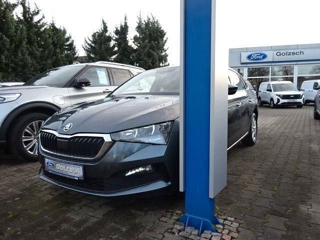 Quarzgrau metallic Gebraucht 2021 Skoda Scala Ambition Kleinwagen | 17.375 € (Fairer Preis) - Bild 1/4