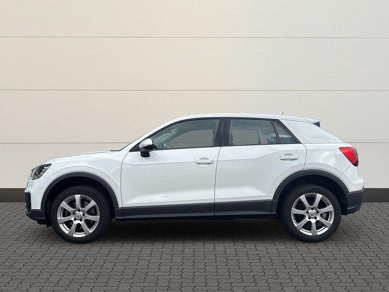 Gebraucht Audi Q2 Basis 116 PS (85 kW) 2018 Weiß SUV
