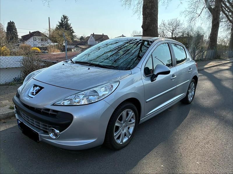 Gebraucht Peugeot 207 120 PS (88 kW) 2007 Silber Kleinwagen