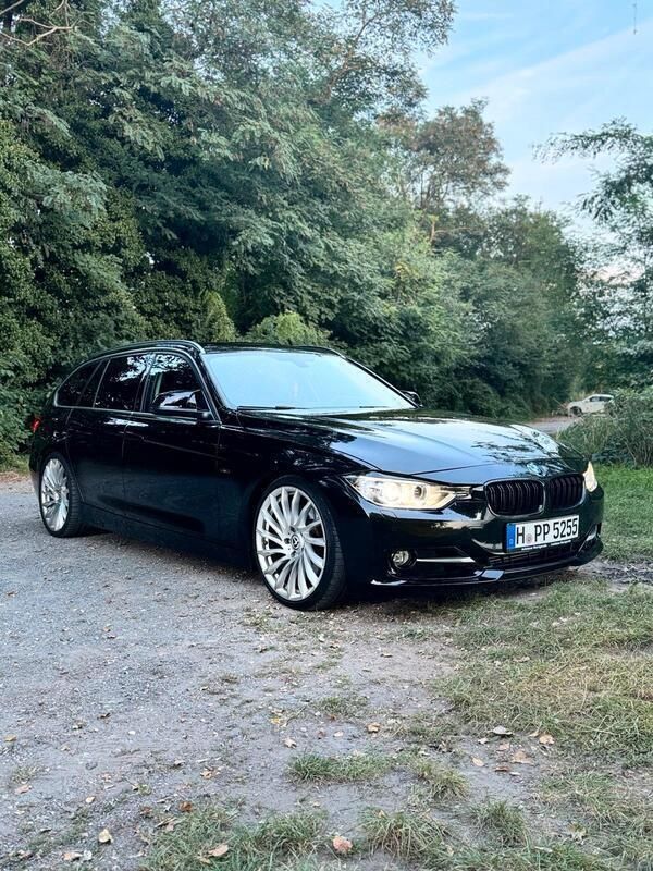 Schwarz Gebraucht 2013 BMW 325 Comfort Edition Kombi | 9.800 € (Fairer Preis) - Bild 1/4