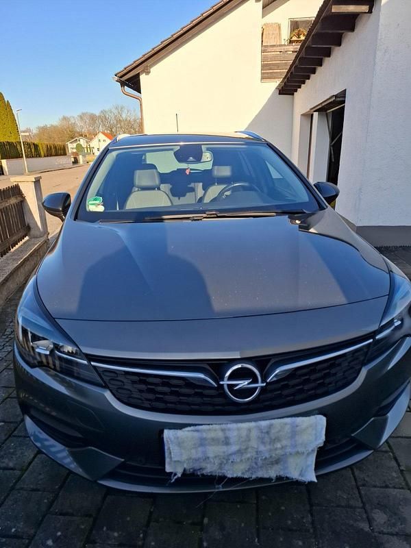 Gebraucht Opel Astra 122 PS (89 kW) 2021 Grau Kombi