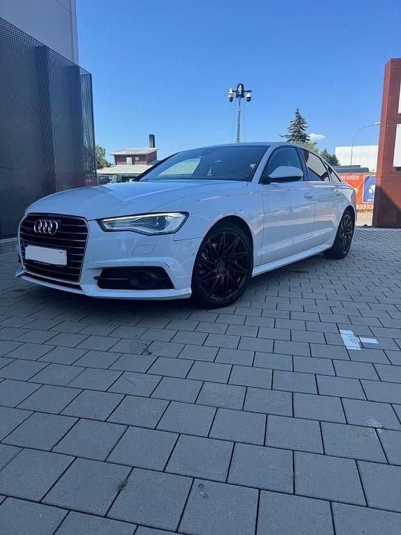 Weiß Gebraucht 2017 Audi A6 Sport Limousine | 20.999 € (Guter Preis) - Bild 1/4