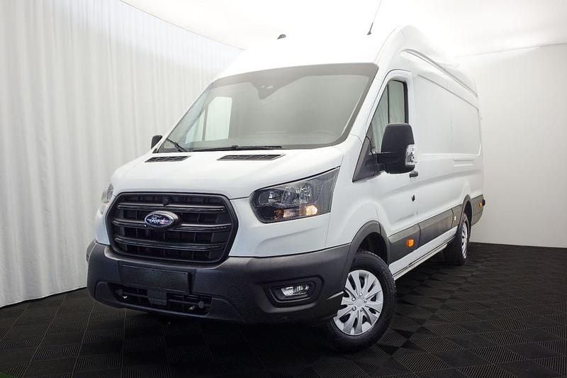 Gebraucht Ford Transit 131 PS (96 kW) 2024 Weiß Limousine