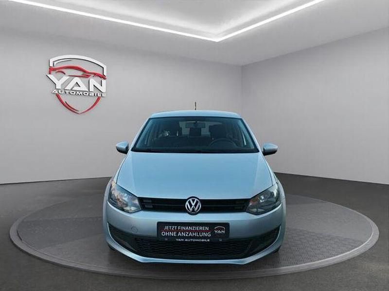 Gebraucht VW Polo Trendline 60 PS (44 kW) 2012 Reflexsilber metallic Kleinwagen