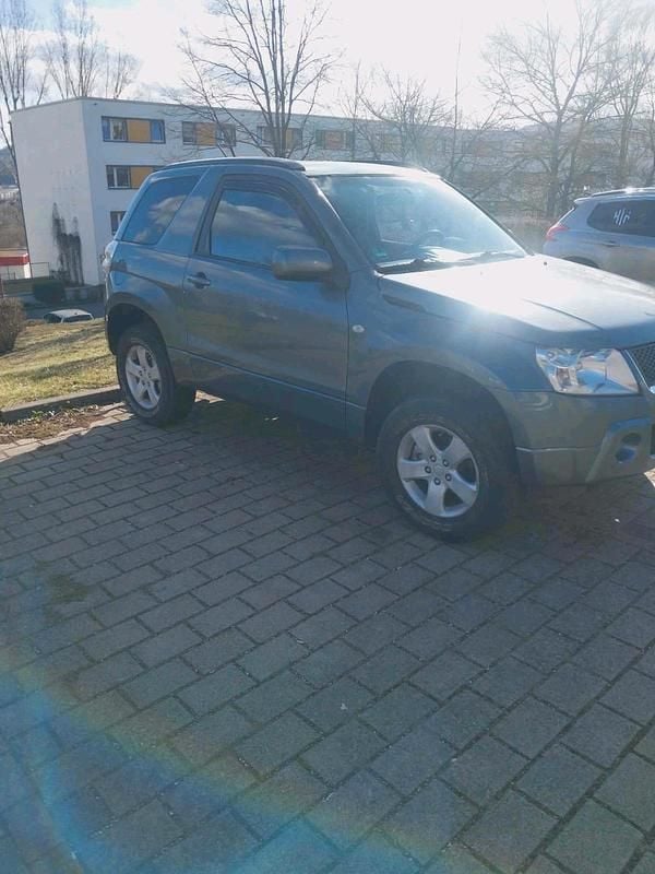 Gebraucht Suzuki Vitara 128 PS (94 kW) 2007 Grau Kleinwagen