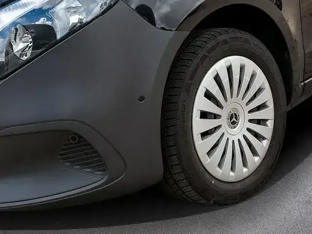 Gebraucht Mercedes Vito 163 PS (119 kW) 2025 Schwarz Van