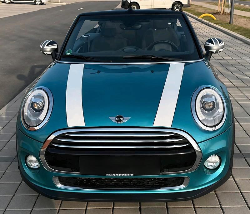 Gebraucht Mini Cooper D Cabriolet 116 PS (85 kW) 2016 Blau Cabrio