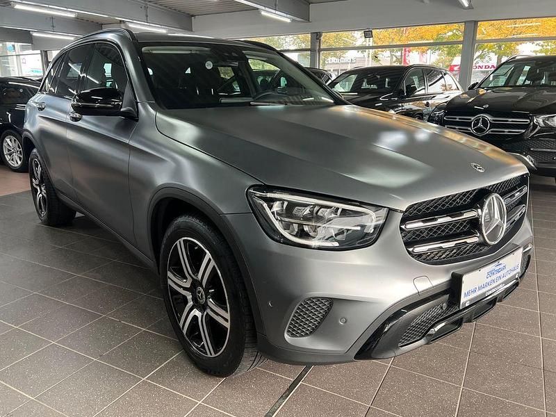Gebraucht Mercedes GLC220 Business 194 PS (142 kW) 2022 Grau SUV