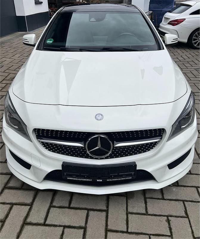 Gebraucht Mercedes CLA180 122 PS (89 kW) 2015 Weiß Limousine