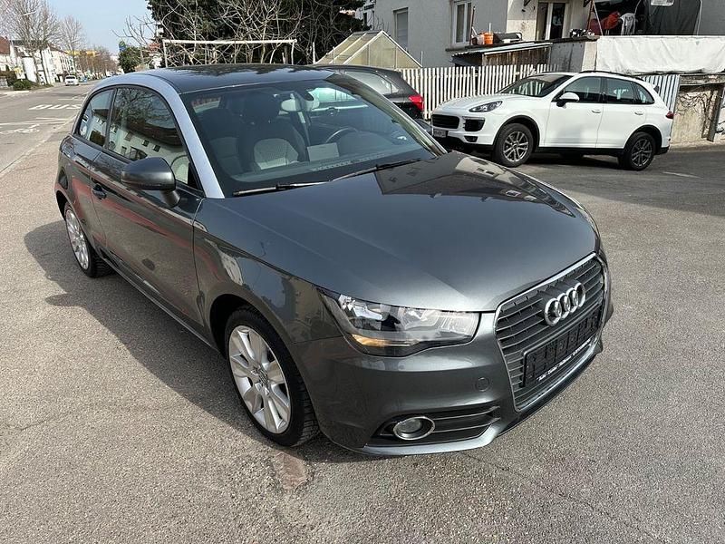 Gebraucht Audi A1 Ambition 122 PS (89 kW) 2011 Grau Kleinwagen