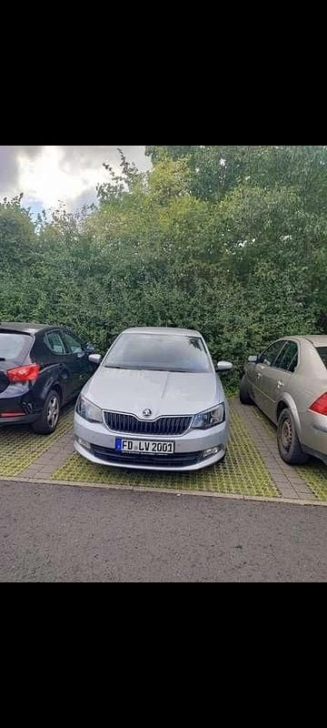 Gebraucht Skoda Fabia 105 PS (77 kW) 2016 Silber Kleinwagen