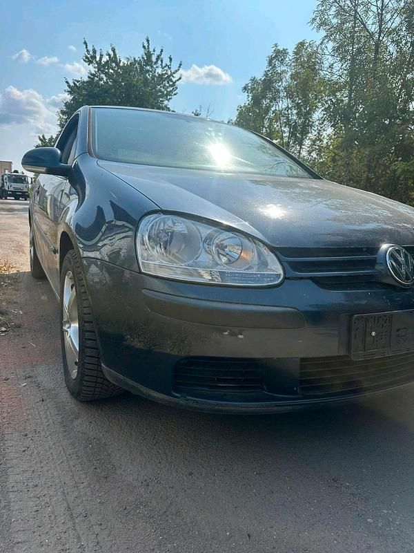 Blau Gebraucht 2005 VW Golf IV Limousine | 1.800 € (Guter Preis) - Bild 1/4