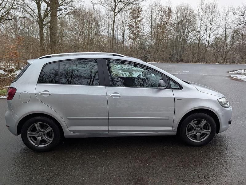 Gebraucht VW Golf Plus Cross Match 122 PS (89 kW) 2012 Silber Van / Kleinbus