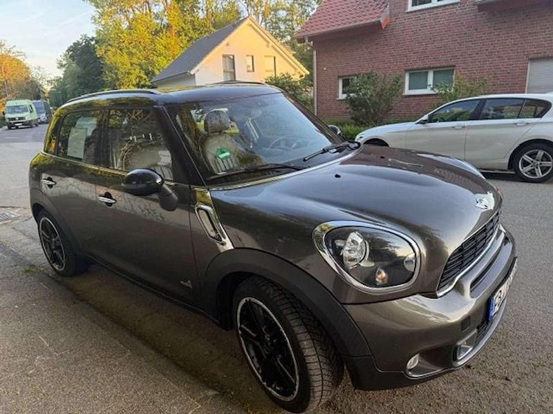 Grau Gebraucht 2013 Mini Cooper SD Countryman SUV | 8.800 € (Fairer Preis) - Bild 1/4