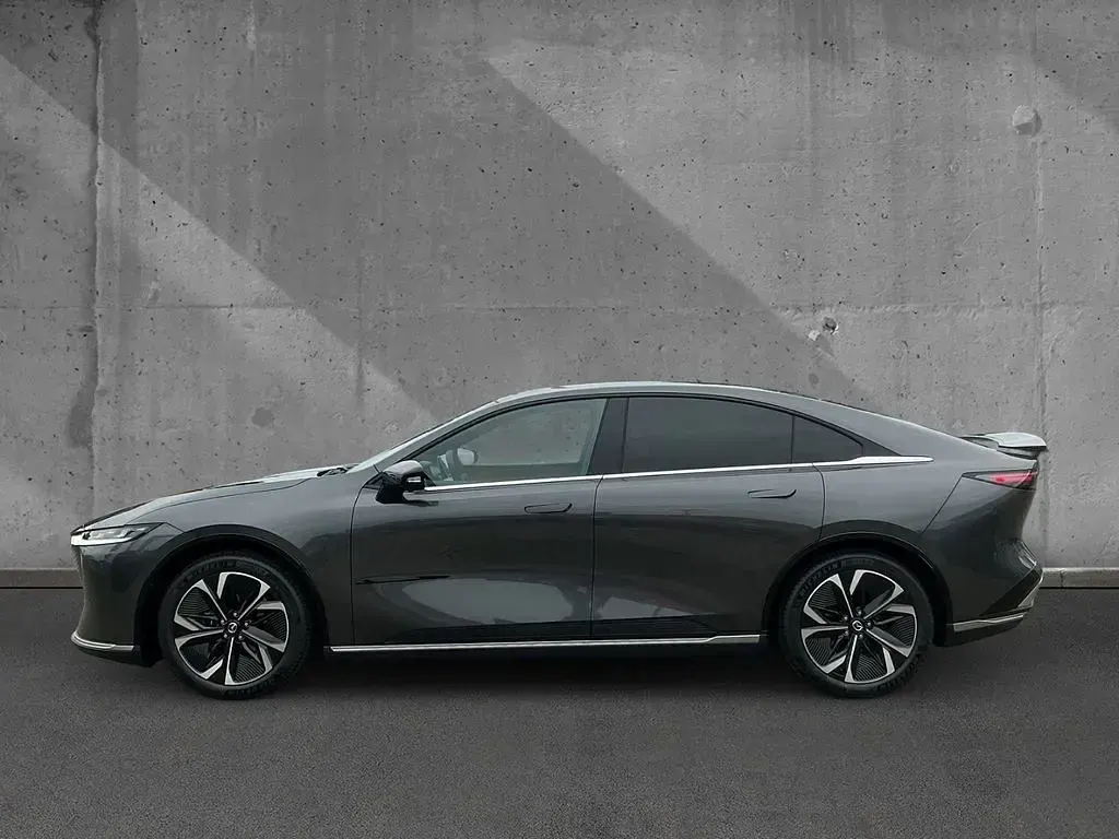 Neu Mazda 6e Takumi-Line 189 kW (258 PS) 2026 Grau Limousine