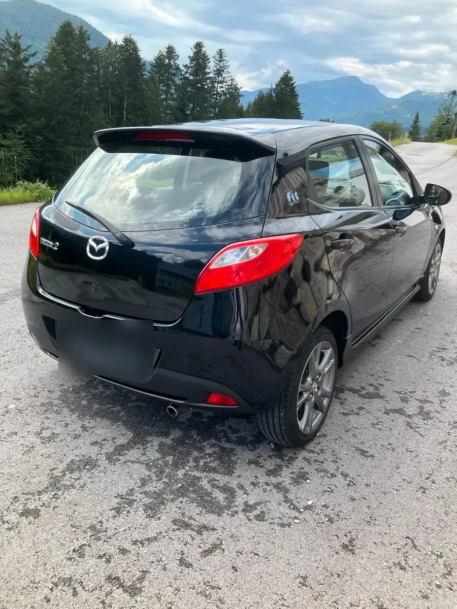 Gebraucht Mazda 2 86 PS (63 kW) 2009 Schwarz Kleinwagen