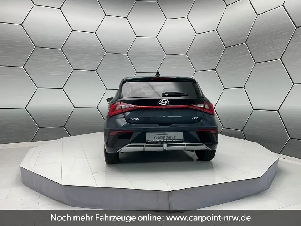 Gebraucht Hyundai i20 GO! 101 PS (74 kW) 2024 Grau Limousine