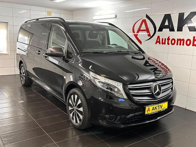 Schwarz Gebraucht 2020 Mercedes Vito Edition Van / Kleinbus | 39.690 € - Bild 1/4