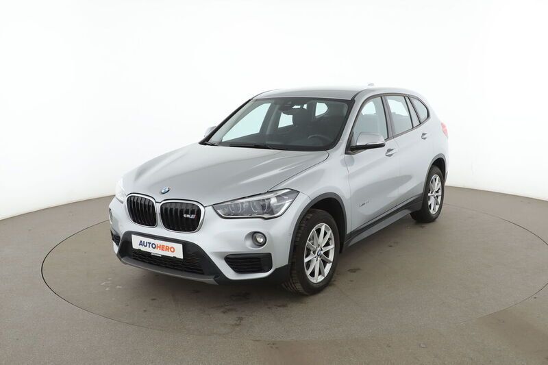Grau Gebraucht 2017 BMW X1 Performance SUV | 19.100 € (Superpreis) - Bild 1/4