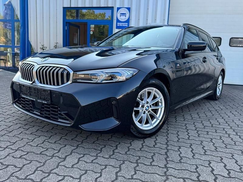 Schwarz Gebraucht 2023 BMW 320 M Sport Limousine | 35.900 € (Guter Preis) - Bild 1/4