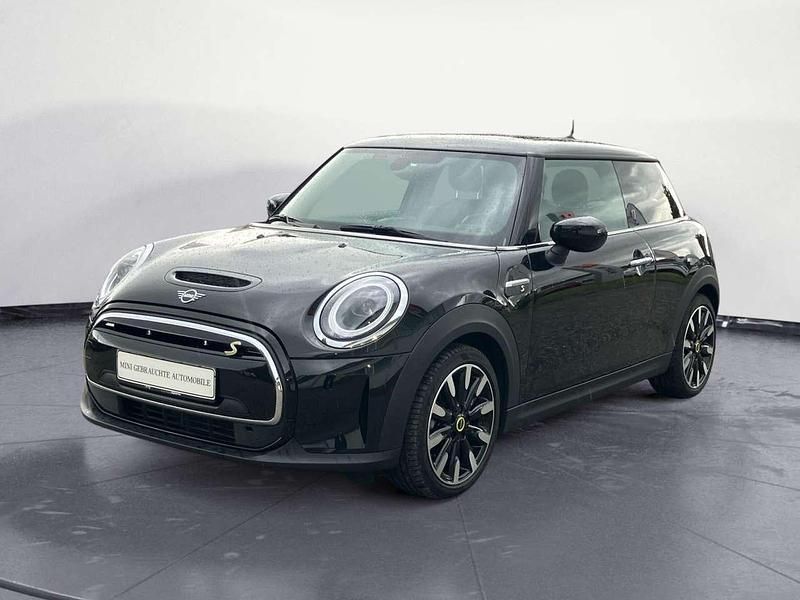 Schwarz Gebraucht 2022 Mini Cooper SE Kleinwagen | 19.930 € (Etwas zu teuer) - Bild 1/4