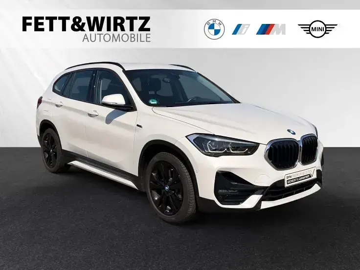 Gebraucht BMW X1 Sport Line 220 PS (161 kW) 2022 SUV