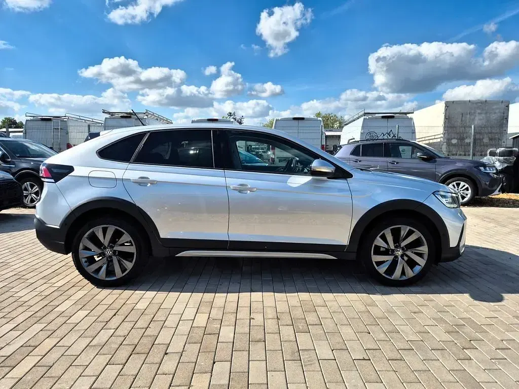 Gebraucht VW Taigo 110 PS (80 kW) 2023 Silber SUV