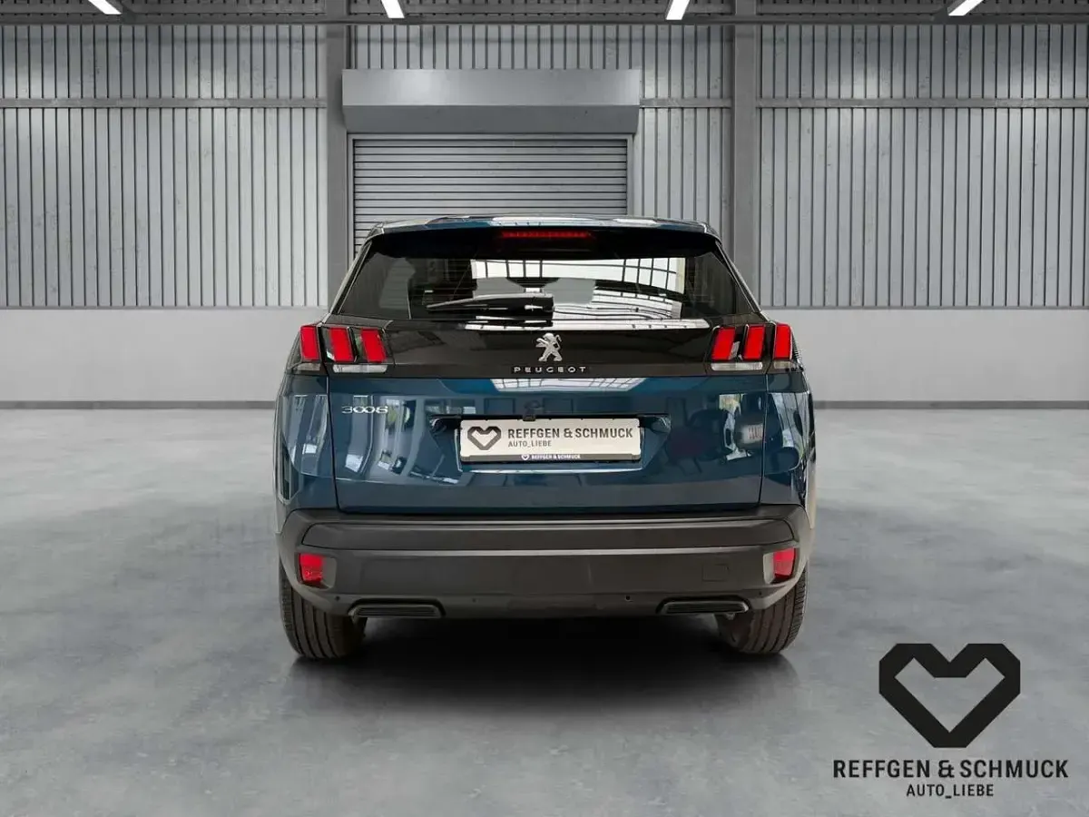 Gebraucht Peugeot 3008 Active 131 PS (96 kW) 2023 Blau (metallic) SUV