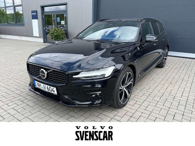 Onyx black / metallic Gebraucht 2025 Volvo V60 Plus Kombi | 51.990 € - Bild 1/4