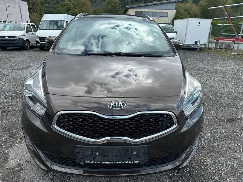 Braun Gebraucht 2015 Kia Carens Van / Kleinbus | 6.500 € (Superpreis) - Bild 1/4