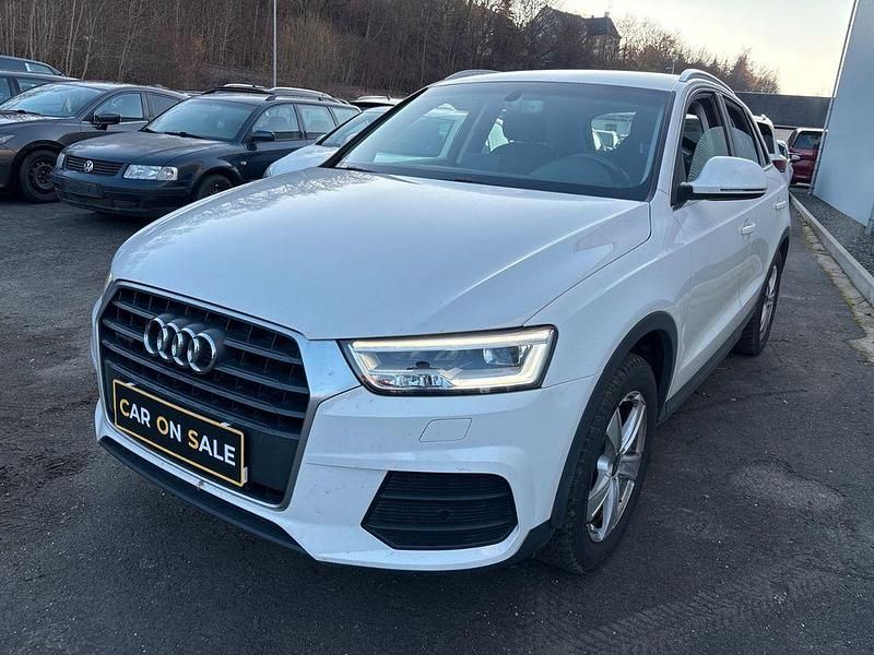 Weiß Gebraucht 2016 Audi Q3 Basis SUV | 15.399 € (Fairer Preis) - Bild 1/4