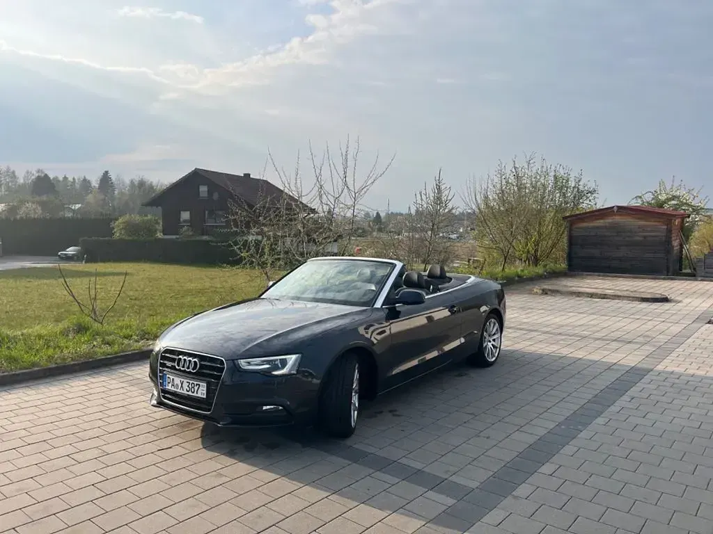 Gebraucht Audi A5 Cabriolet Sport 245 PS (180 kW) 2013 Blau Cabrio