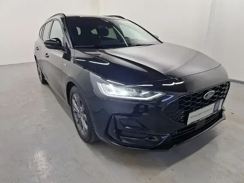 Używany Ford Focus ST-Line 125 KM (91 kW) 2024 Czarny Kombi