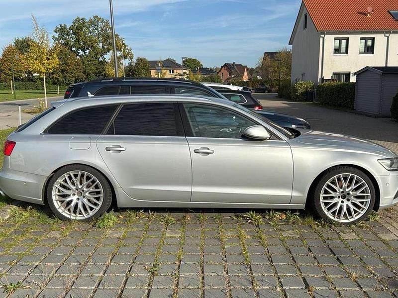 Silber Gebraucht 2012 Audi A6 Kombi | 11.500 € (Guter Preis) - Bild 1/4