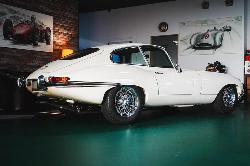 Gebraucht Jaguar E-Type S 265 PS (194 kW) 1966 Weiß Coupé