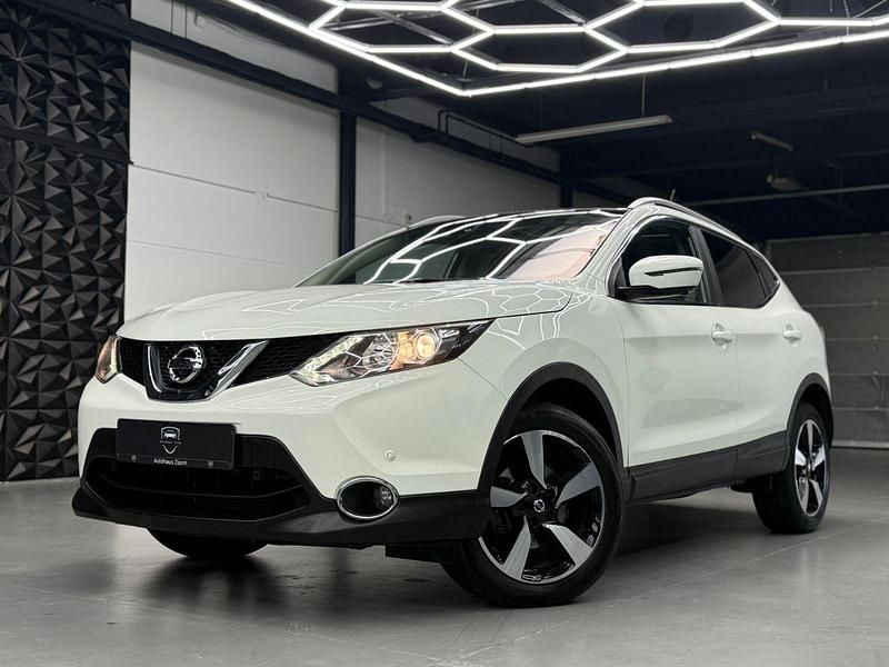 Weiß Gebraucht 2017 Nissan Qashqai 360º SUV | 11.380 € (Fairer Preis) - Bild 1/3